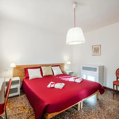 Queen Carlotta Apartment
